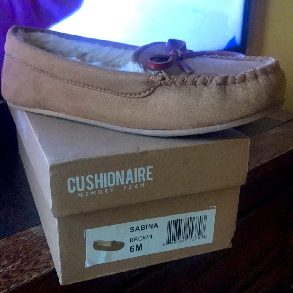 Cushionaire memory foam